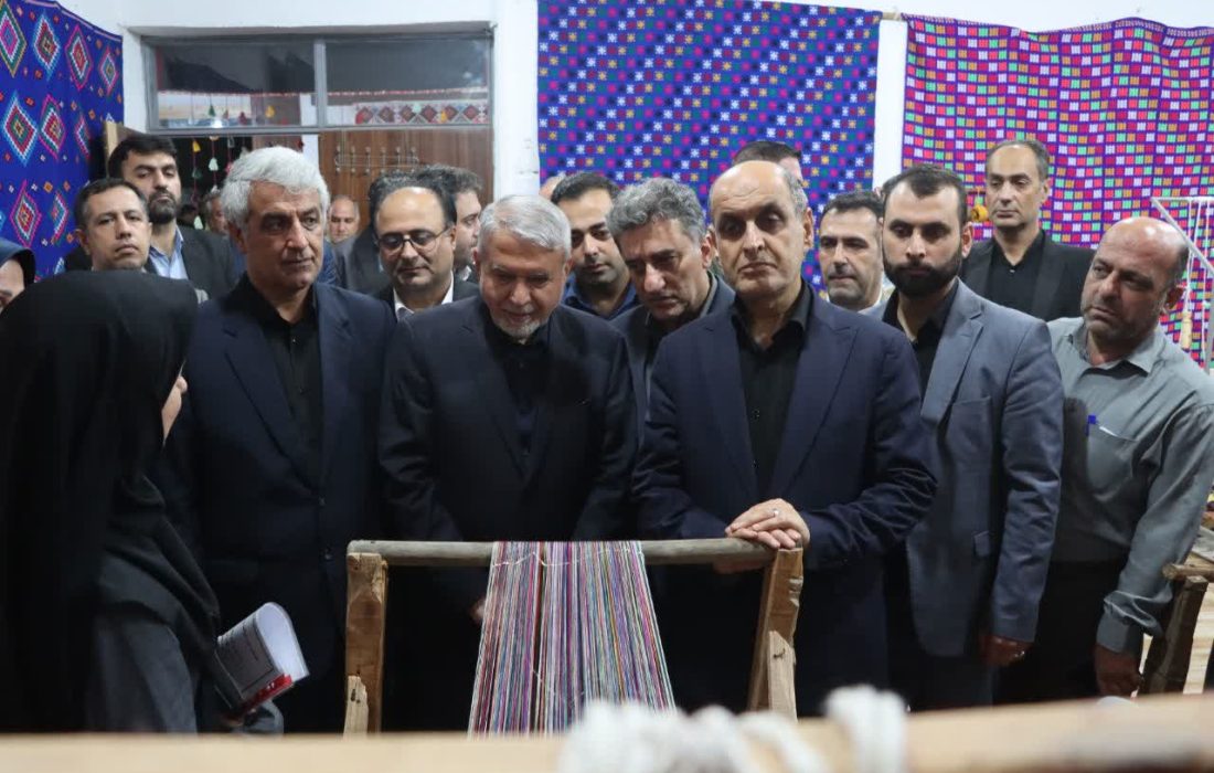 بازدید استاندار گیلان و وزیر میراث فرهنگی از خانه خلاقیت صنایع دستی قاسم‌آباد سفلی