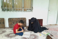 مدرسه‌ای میان بقعه و خانه‌های روستایی؛ تلاش یک معلم برای ادامه آموزش دانش‌آموزان استثنایی